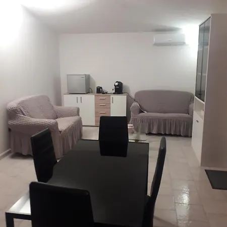 Nuraghes Panzió *